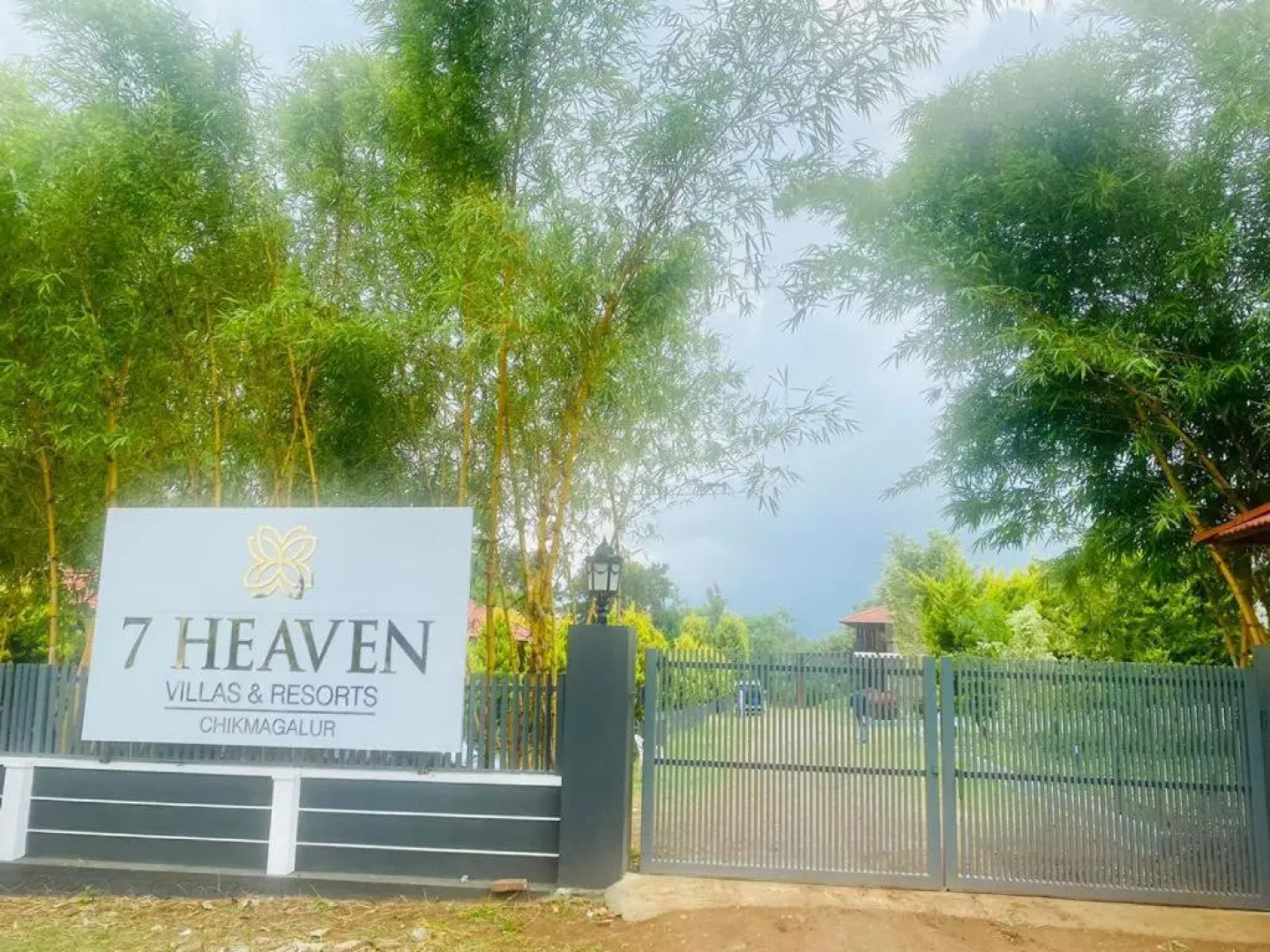 7 Heaven Villas & Resorts