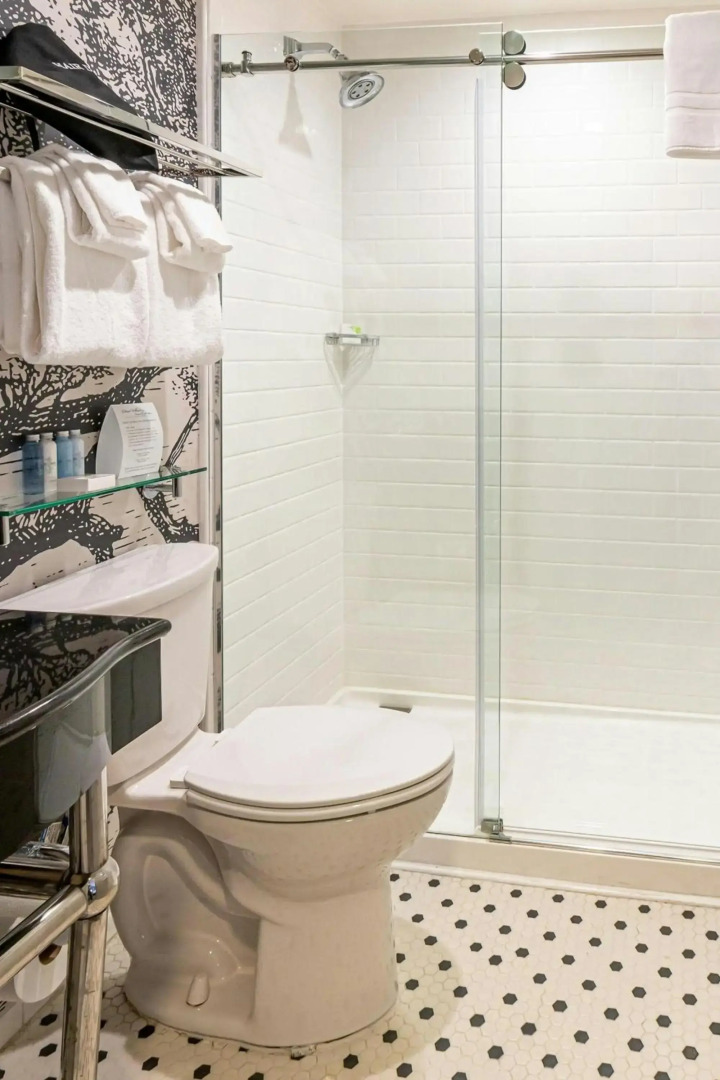 Williamsburg Lodge, Autograph Collection