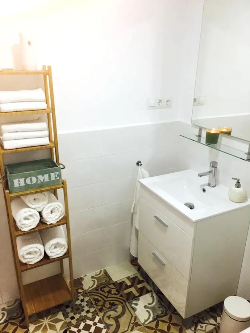 Apartment With one Bedroom in Torre de Benagalbón, With Wonderful sea View, Furnished Terrace and Wifi - Near the Beach