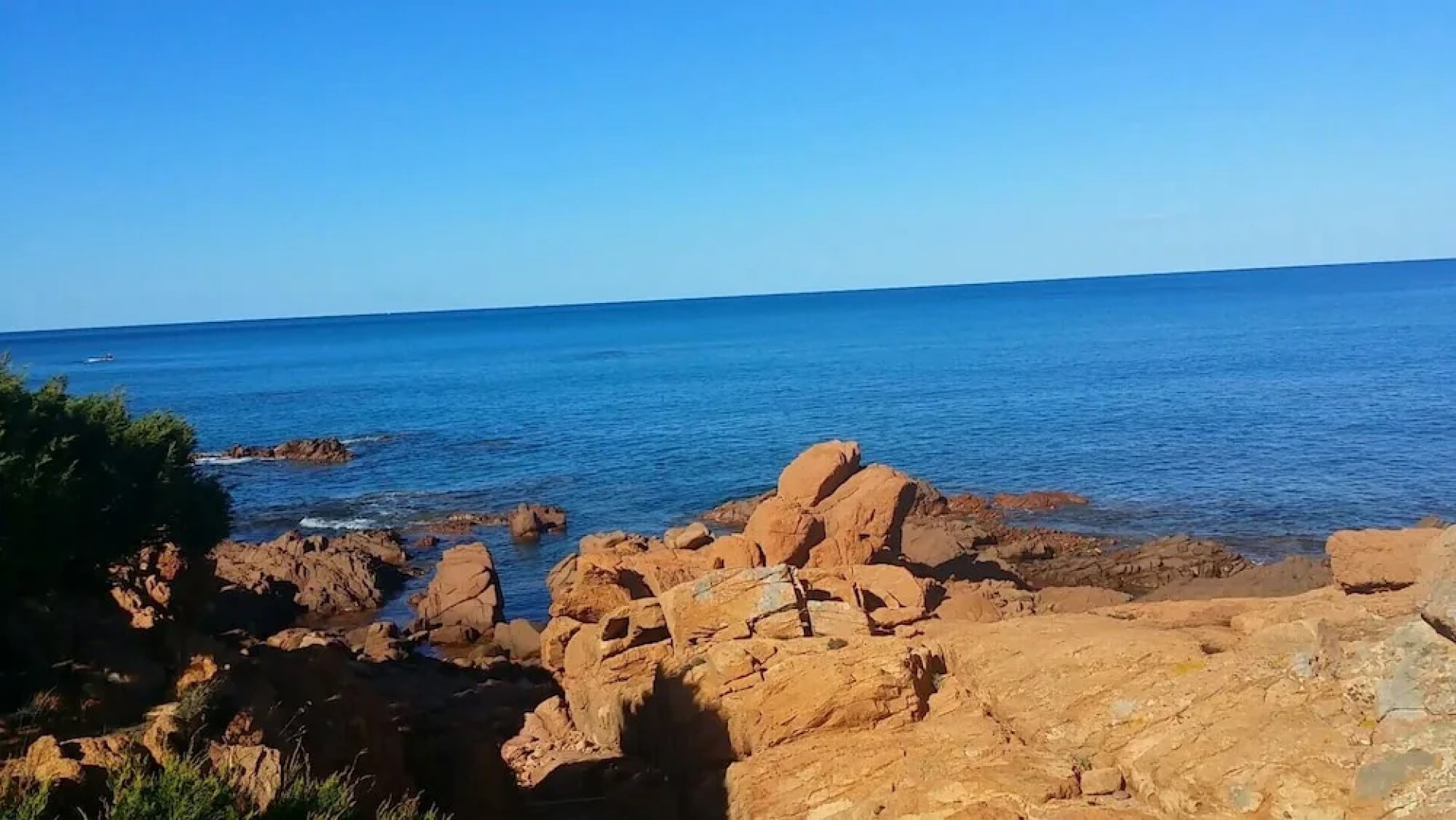 Rejna Residence Hotel