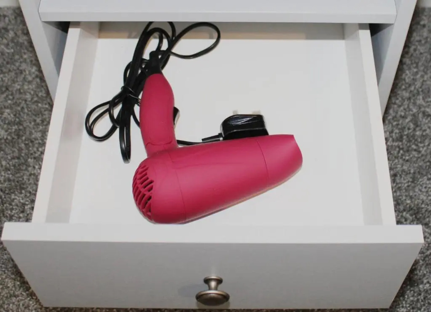 Low Cost, 4 Bed with Parking & Large Garden 07