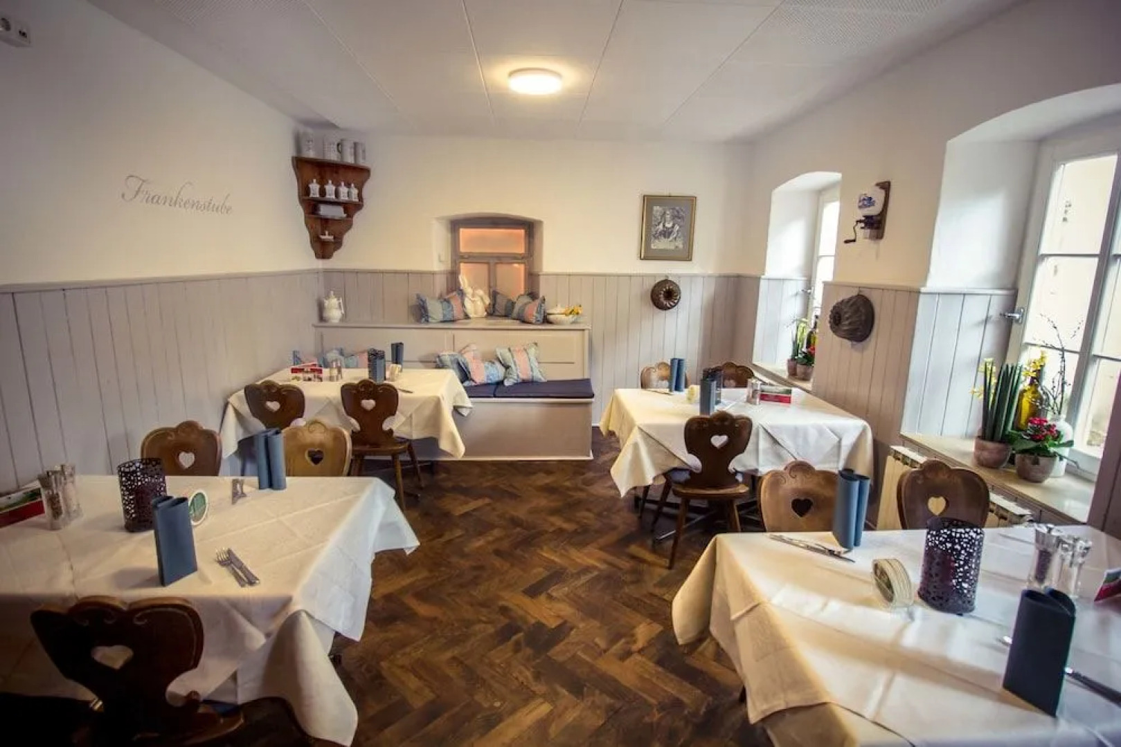 Landhotel & Weingasthof Schwarzer Adler