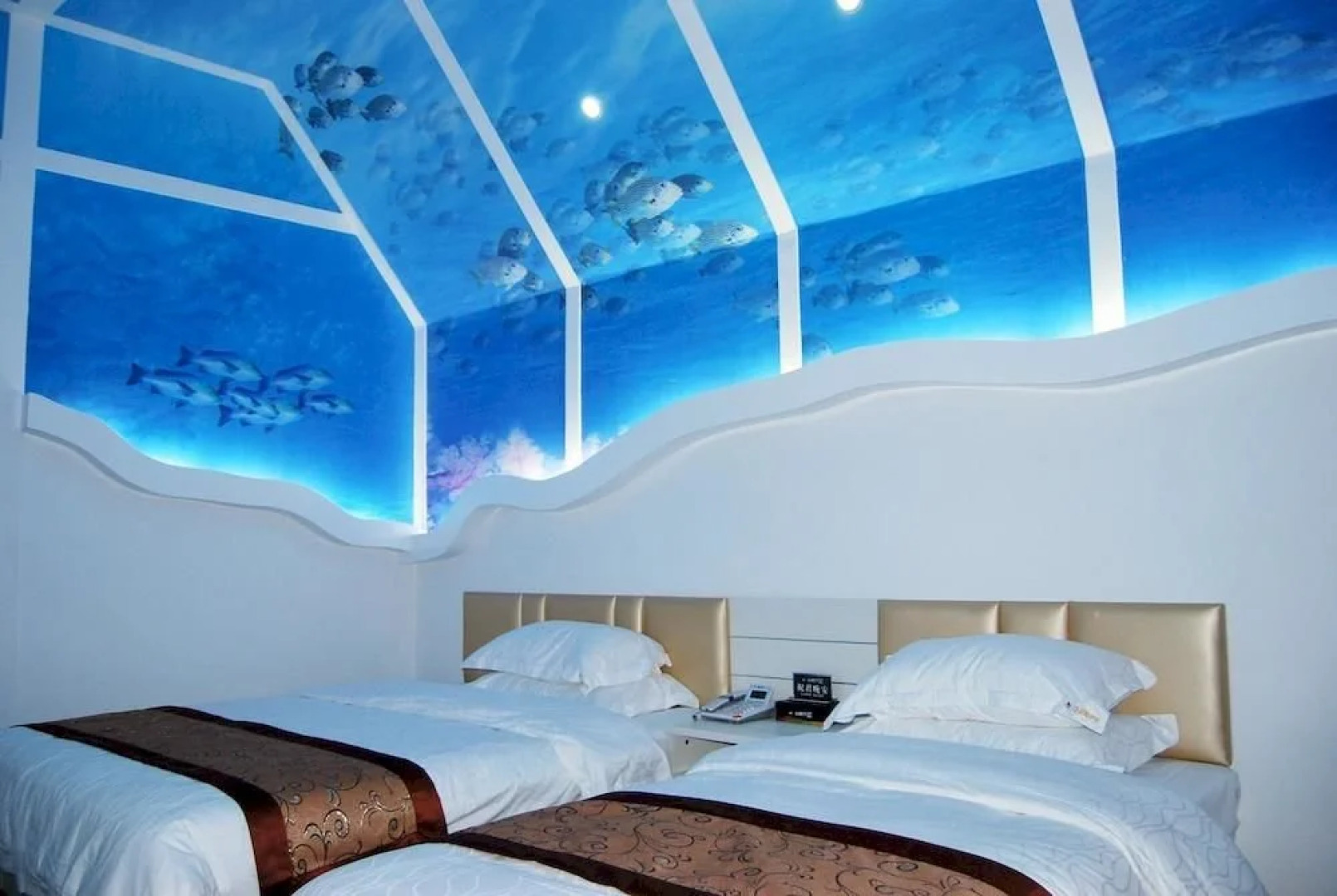 Nanyang Water Vision Fashion Hotel