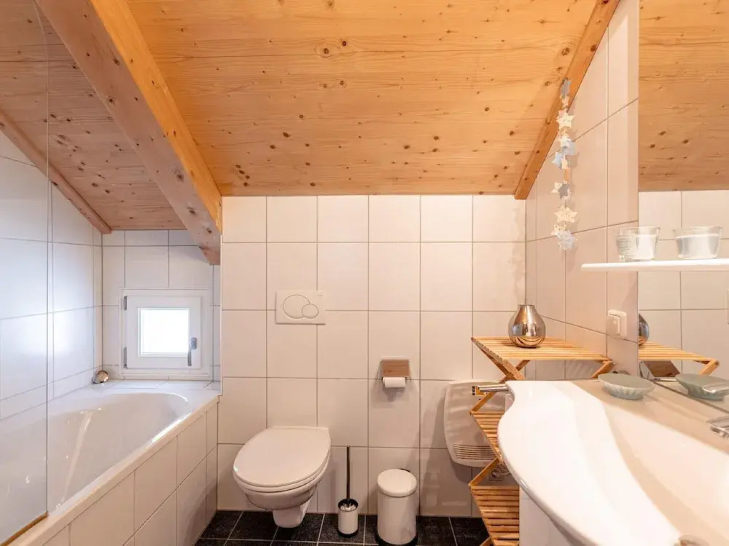 Charming Chalet With Terrace