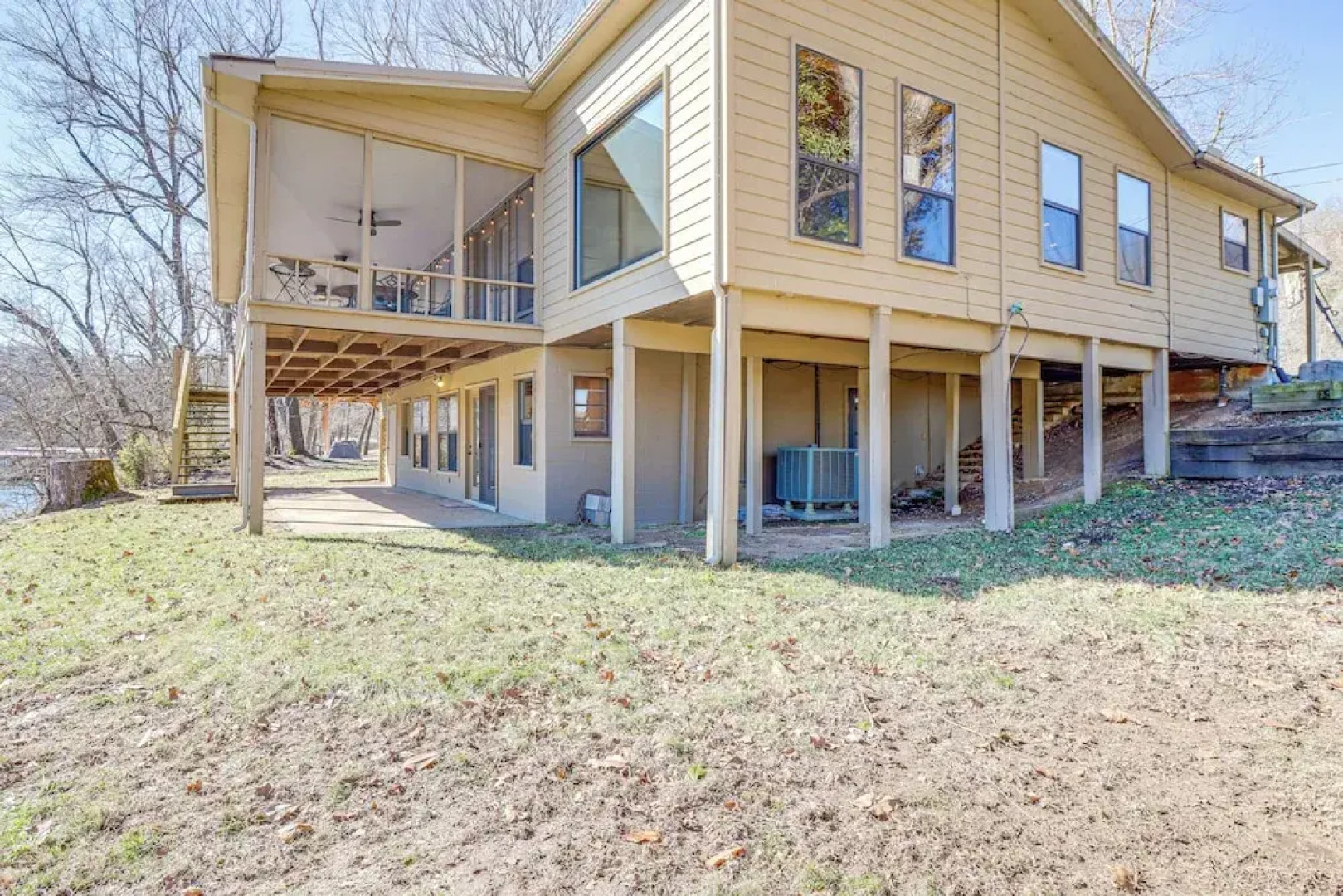 Spacious Cabin w/ Private Dock on White River!