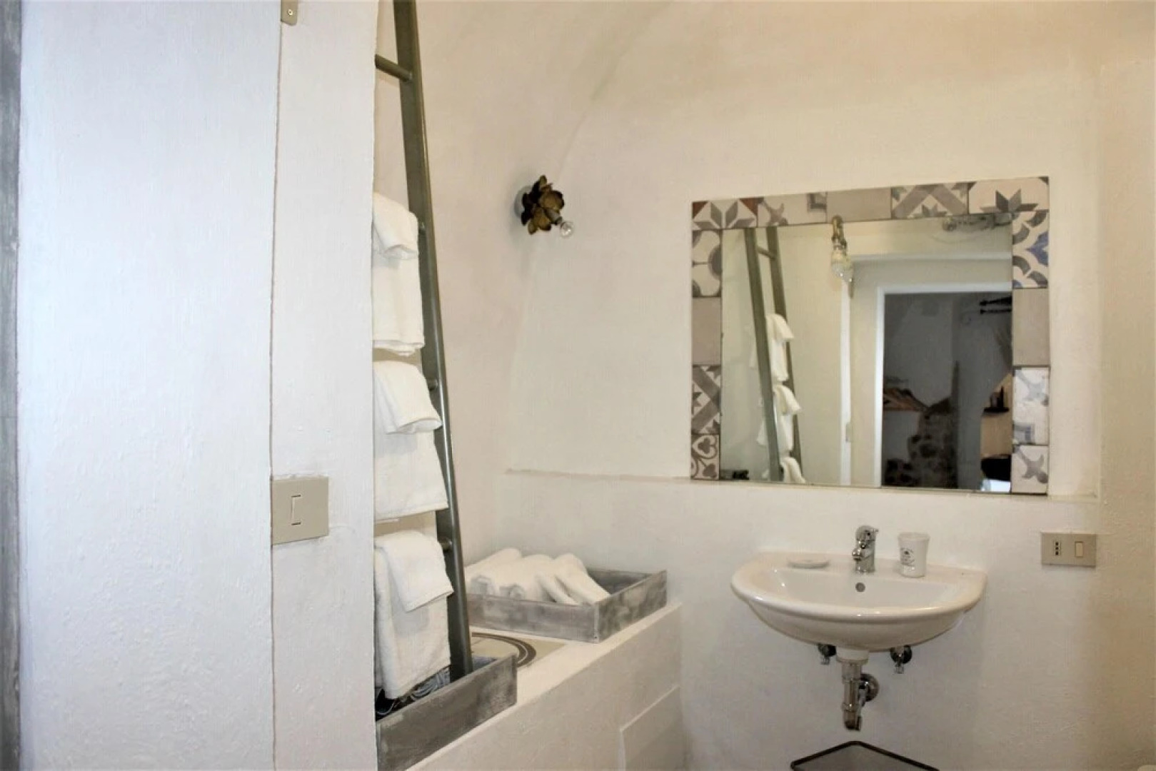 Apartment With one Bedroom in Itri, With Wonderful Mountain View and F