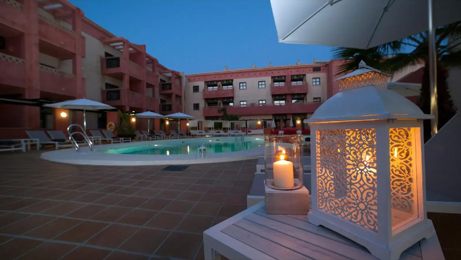 Leo Punta Umbria Solo Adultos