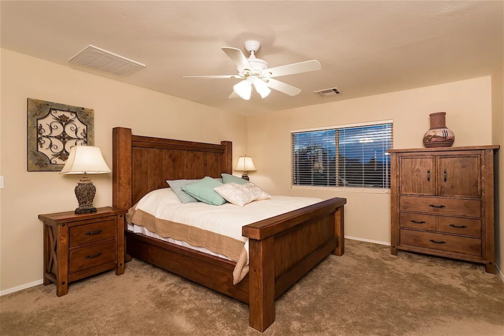 Valley of the Sun 5 BR by Casago