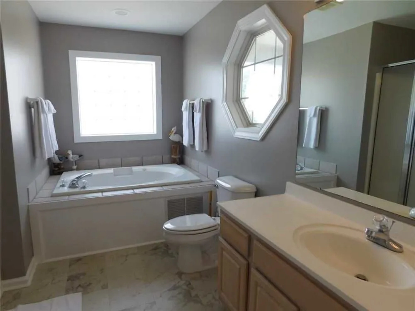 Sea What Happens 4 Br home by RedAwning