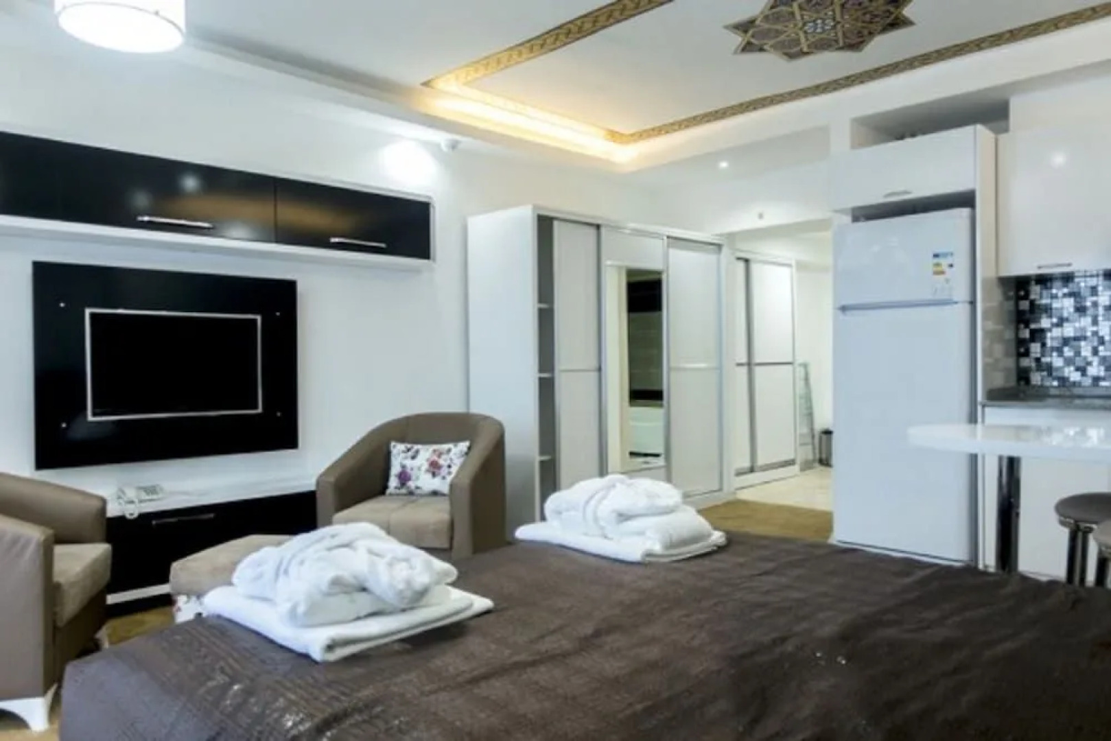 Karen Thermal Residence