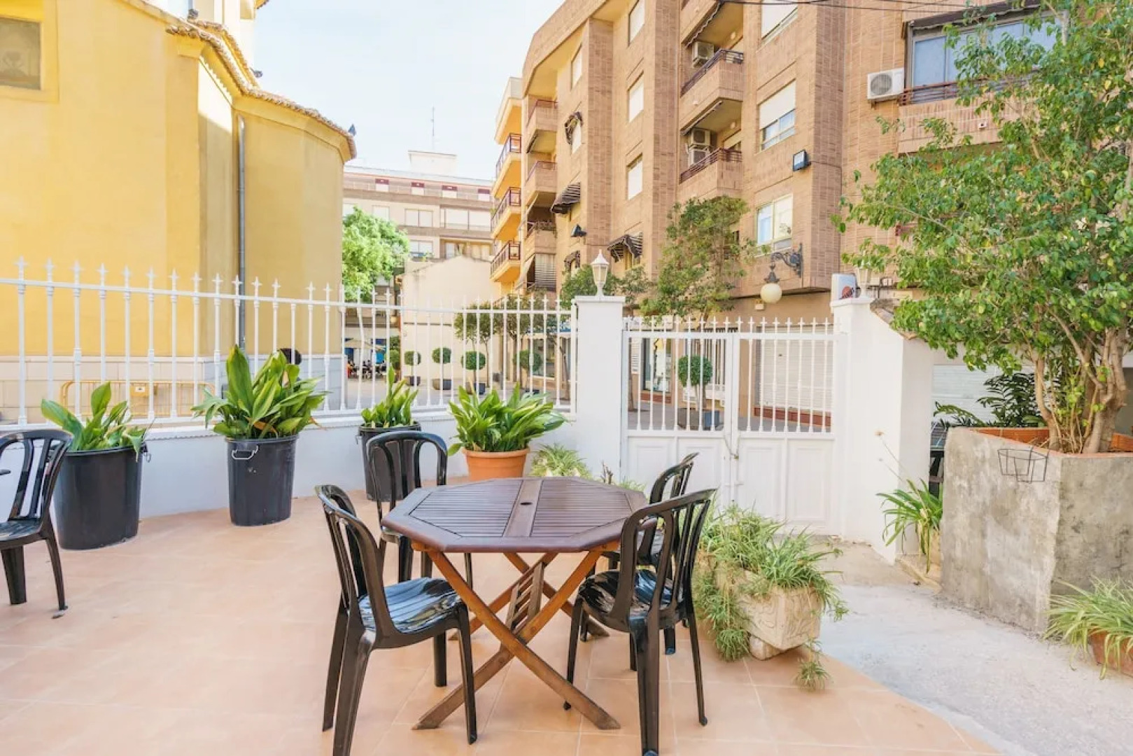 Hostal Casa Antonio by Vivere Stays