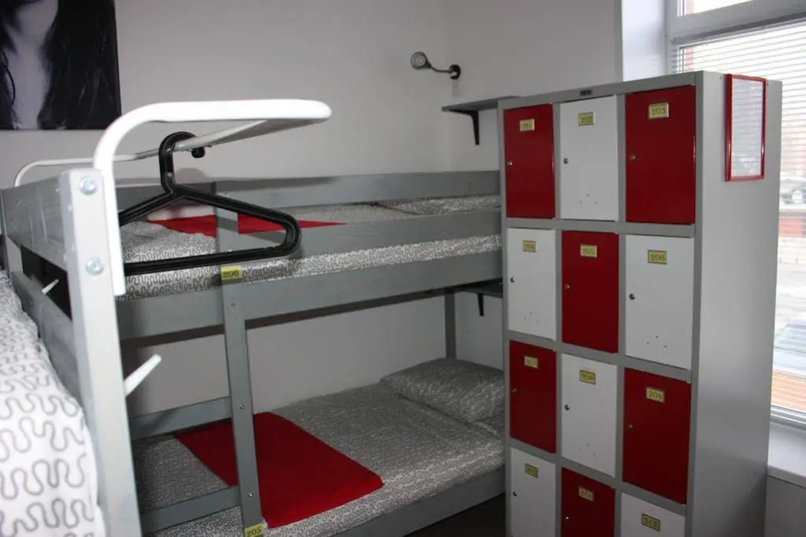 Хостел "Hollywood"