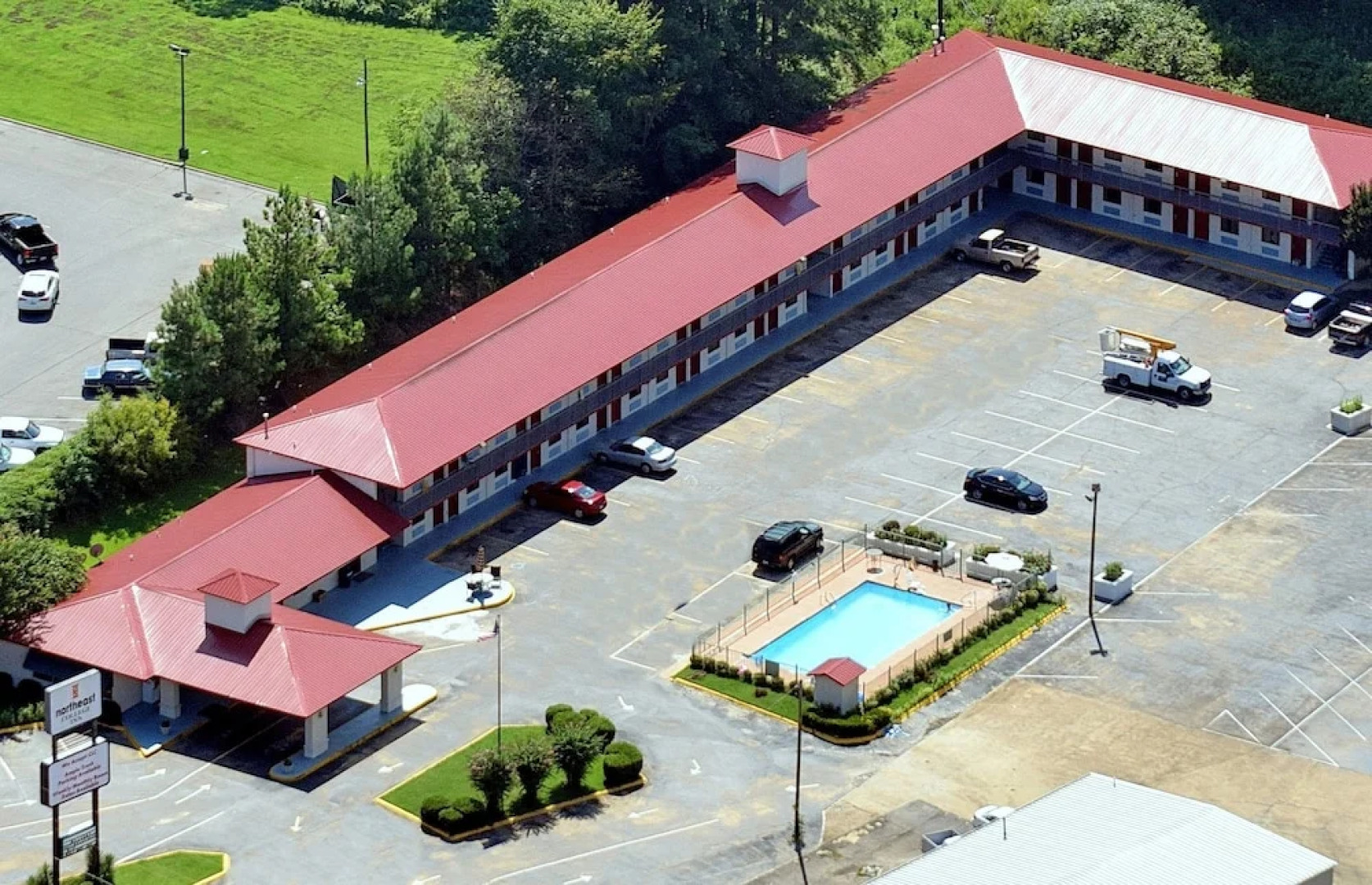 Northeast College Inn