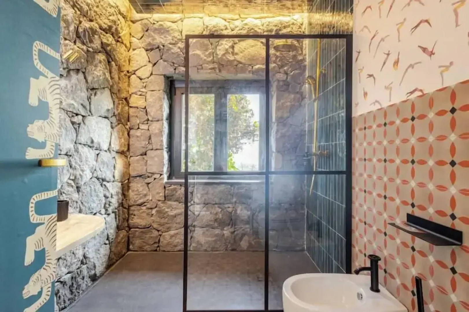 Dolce Lava - Natural Luxury Experience