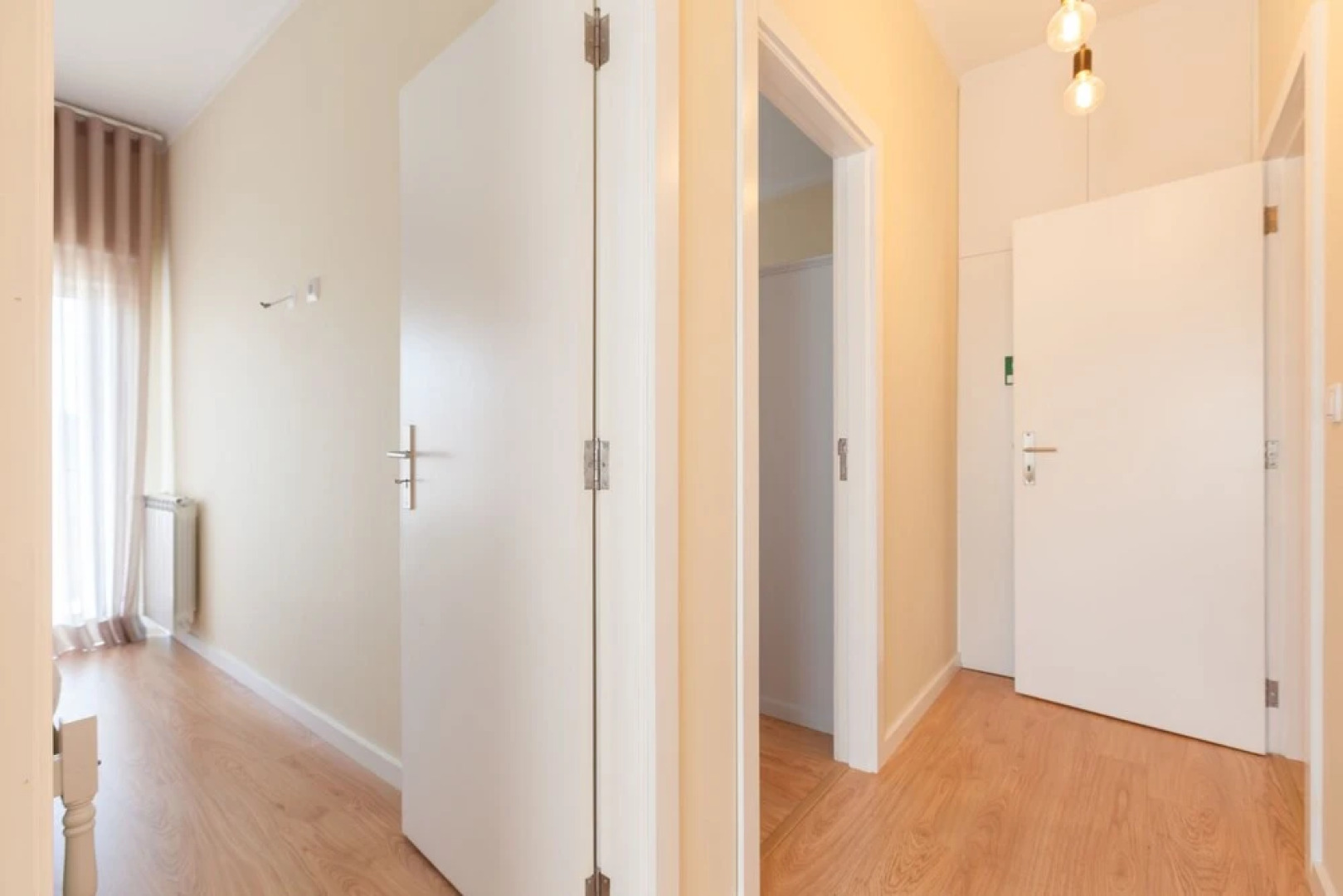 Feel at Home - Private Parking