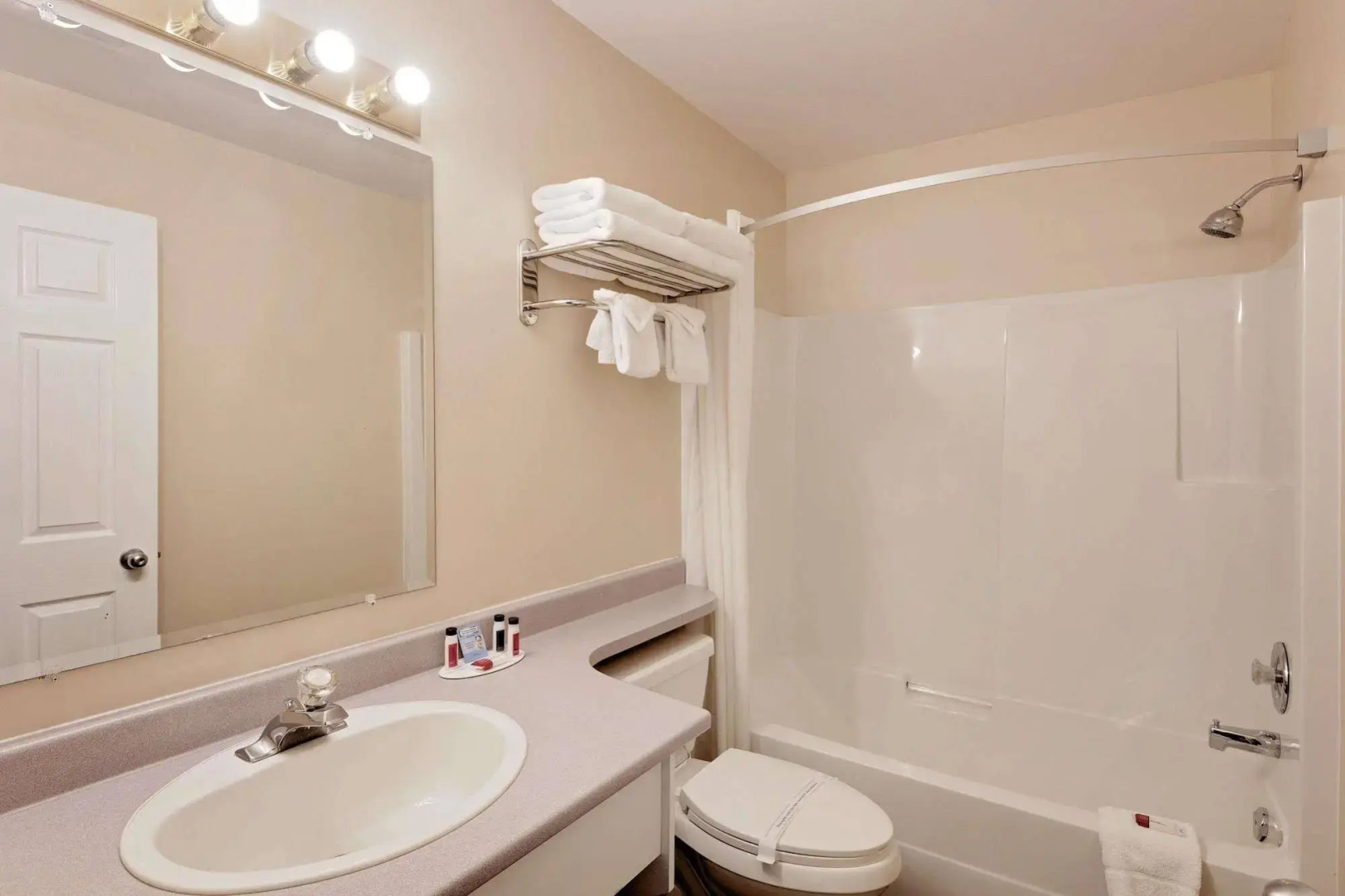 Knights Inn - Grenada MS