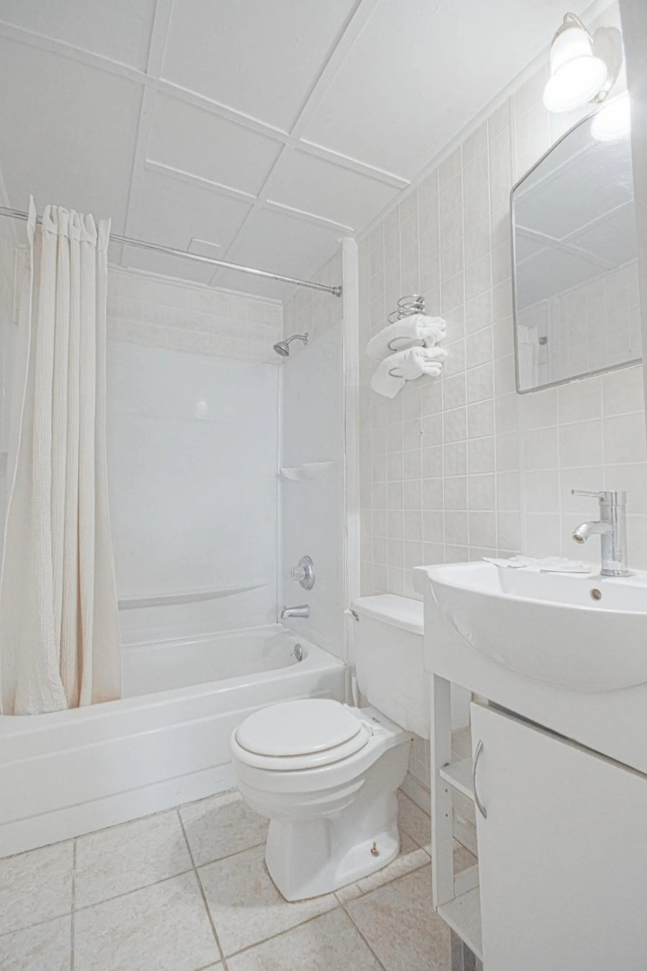 Sunflower Motel Hiawatha By OYO