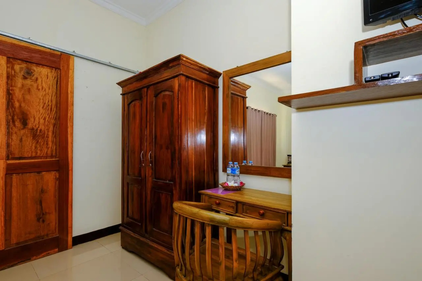 Oyo 1659 Sengkunyit Bukit Hotel