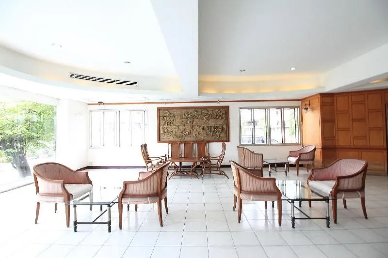 OYO 247 Diamond Place