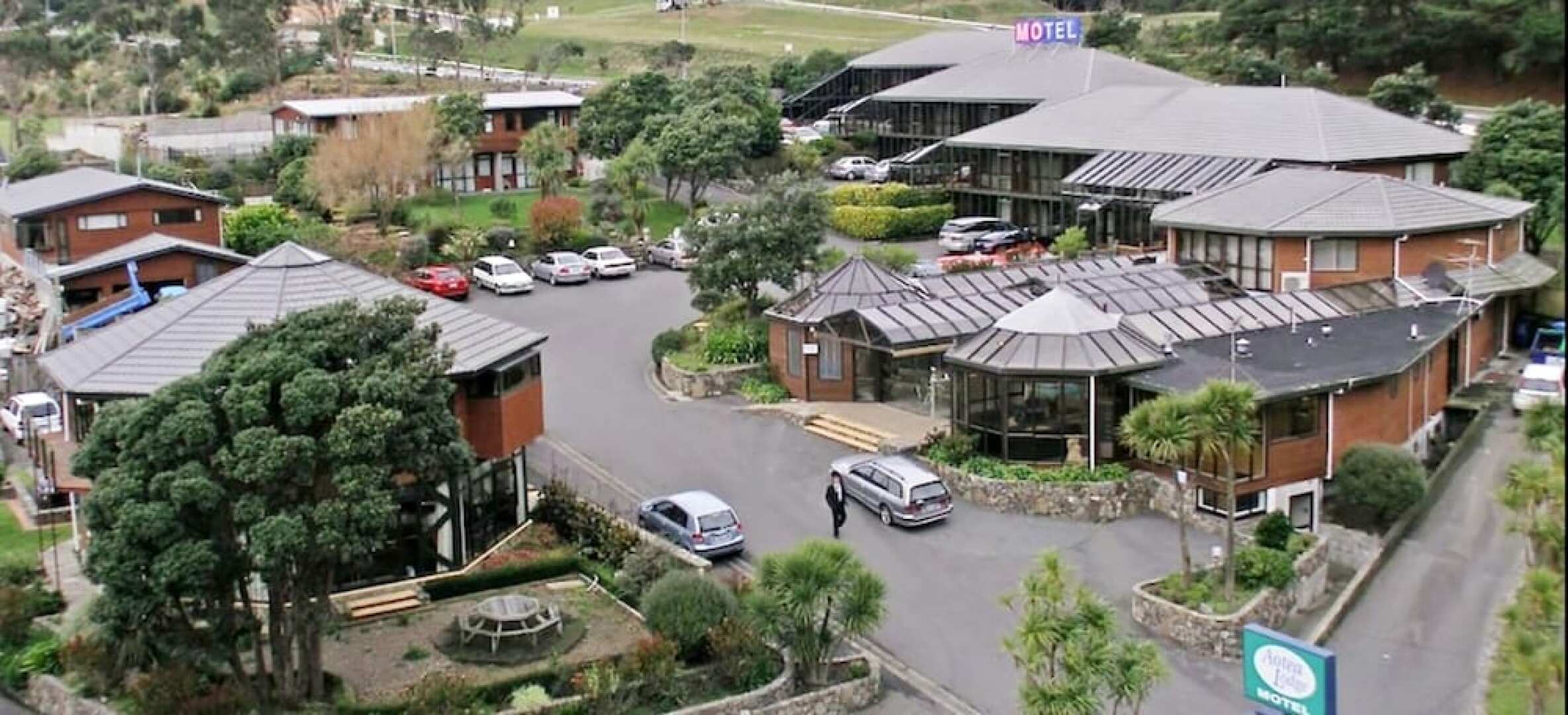 Aotea Lodge