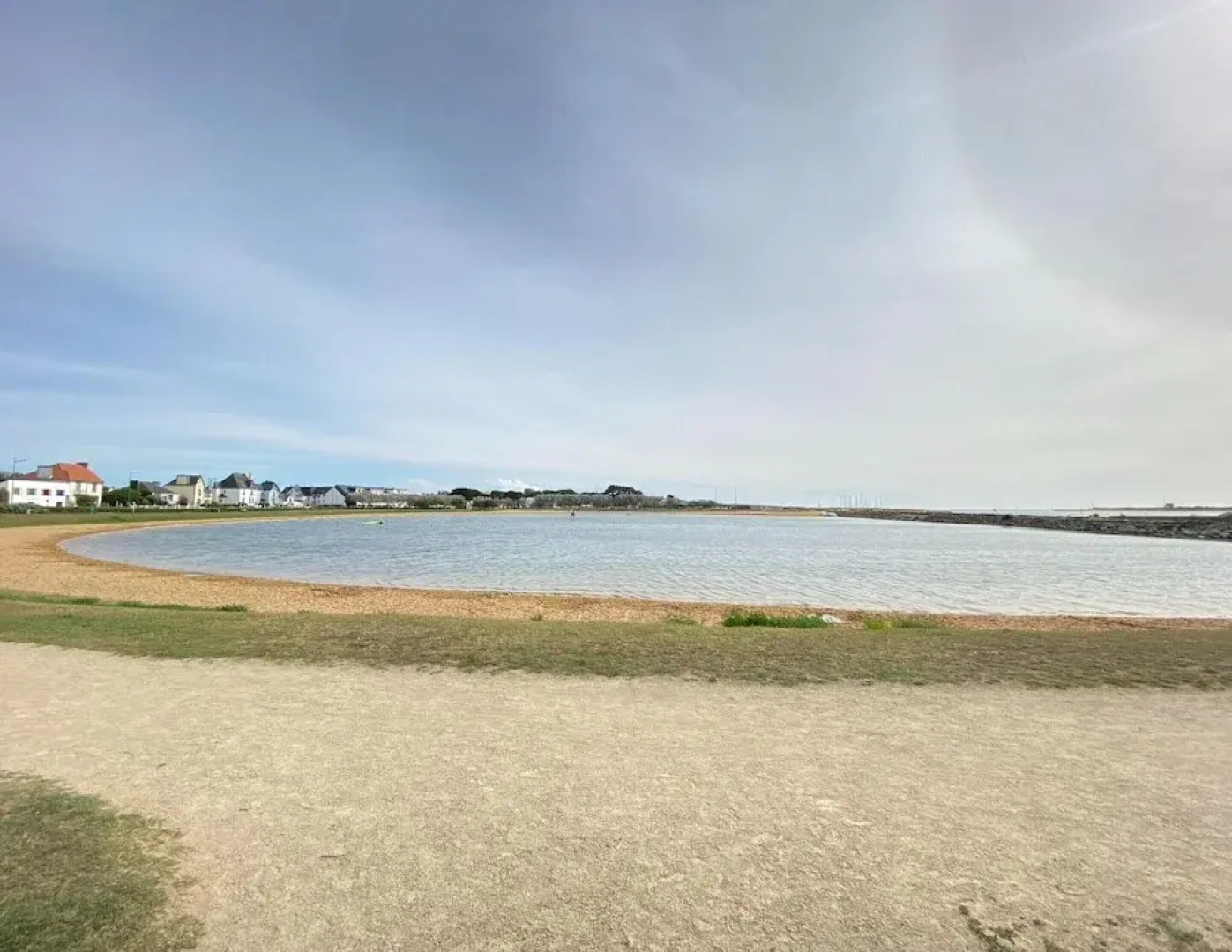 Charming Independent Apartment in Belz