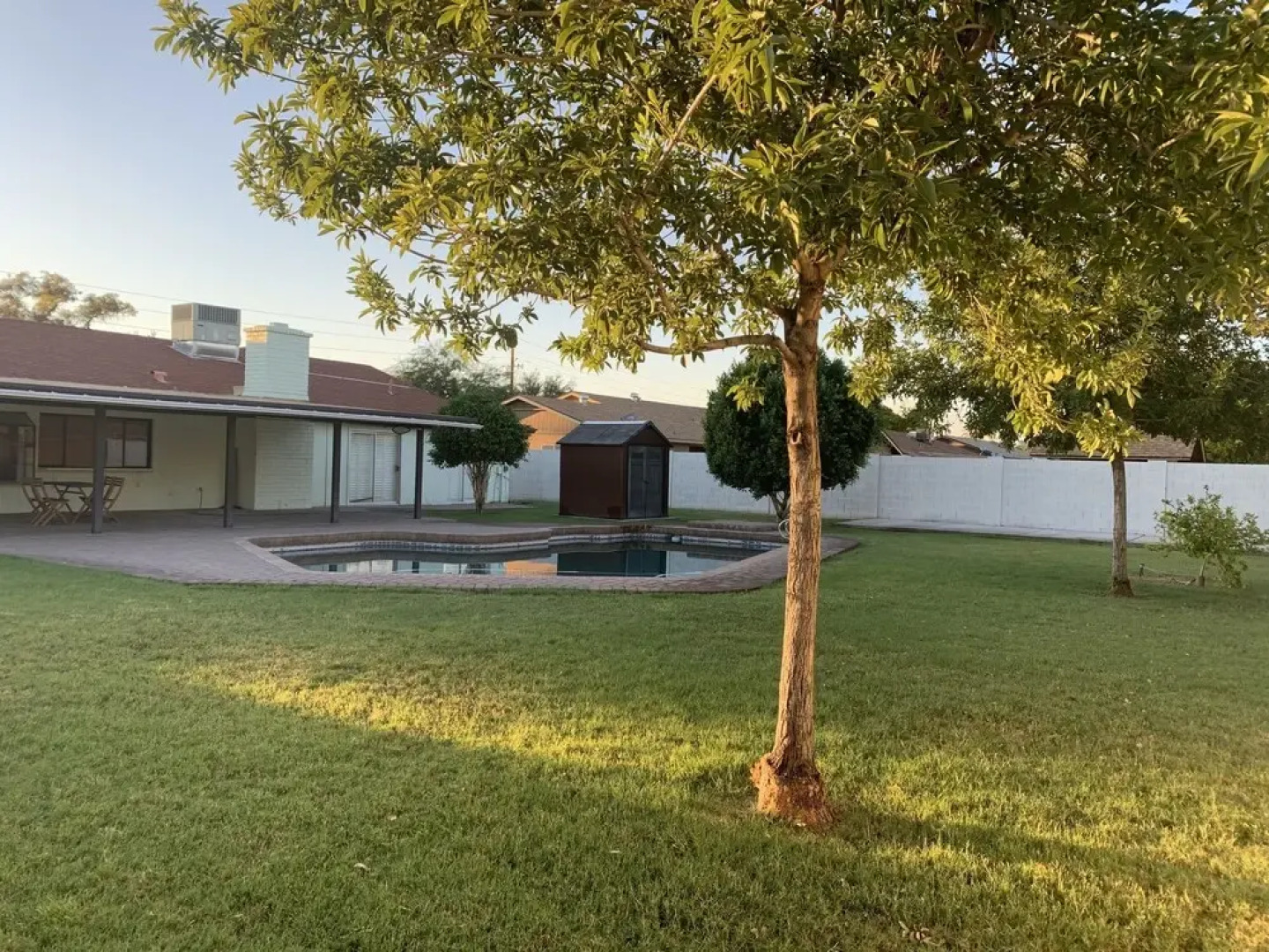 Fabulous Oasis On 59th 4 Bedroom Home by Redawning