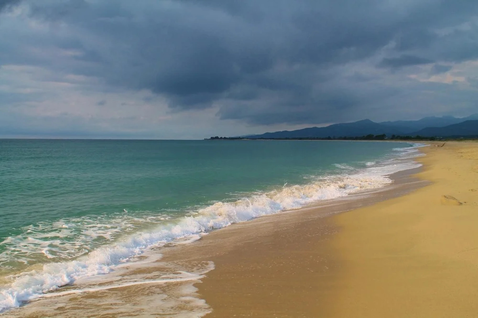 House With one Bedroom in Prunelli di Fiumorbo, With Wonderful Mountai