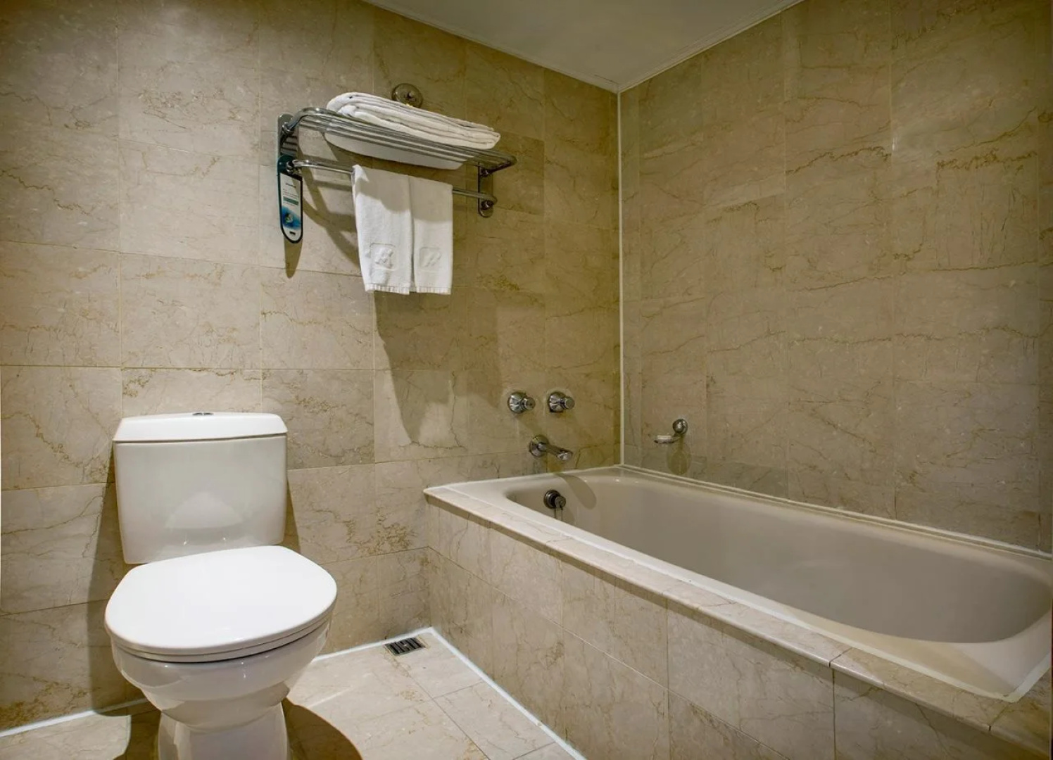 Carlton Hotel-Chung Hwa