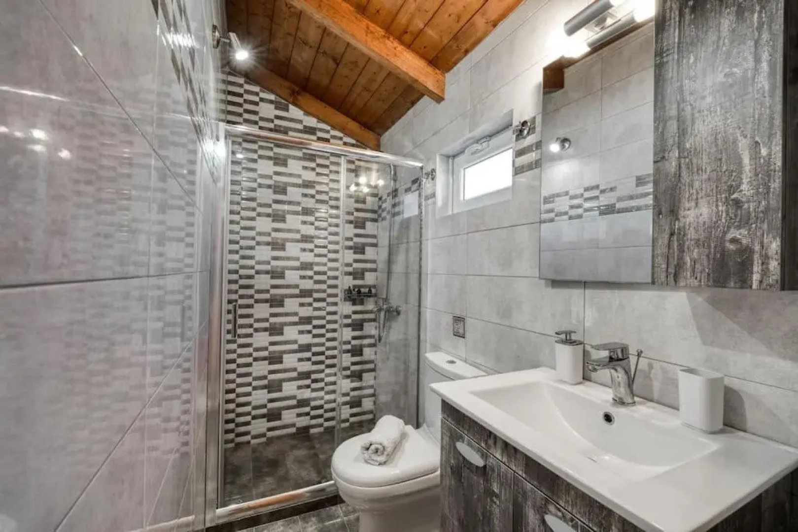 Alice Happy Place 2 , only 5 minutes from the shipwreck!!!