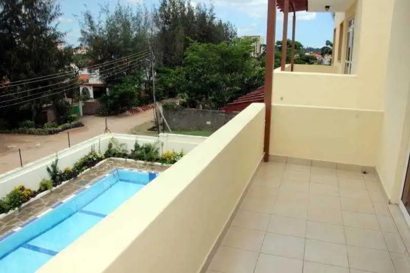 Halgan Villas Palace