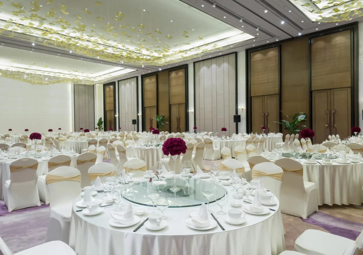 Crowne Plaza Yibin by IHG