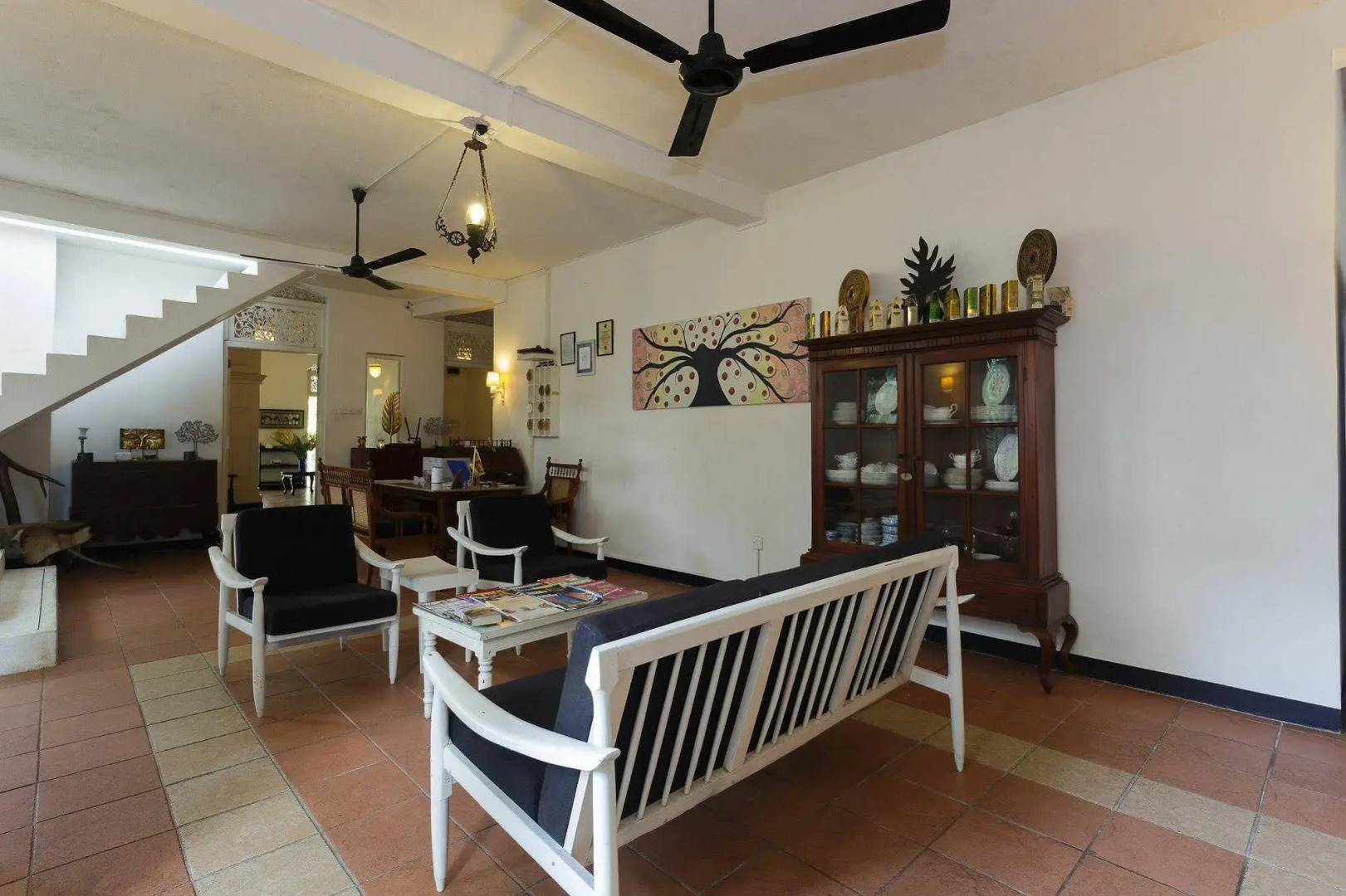 Royce Boutique Hotel