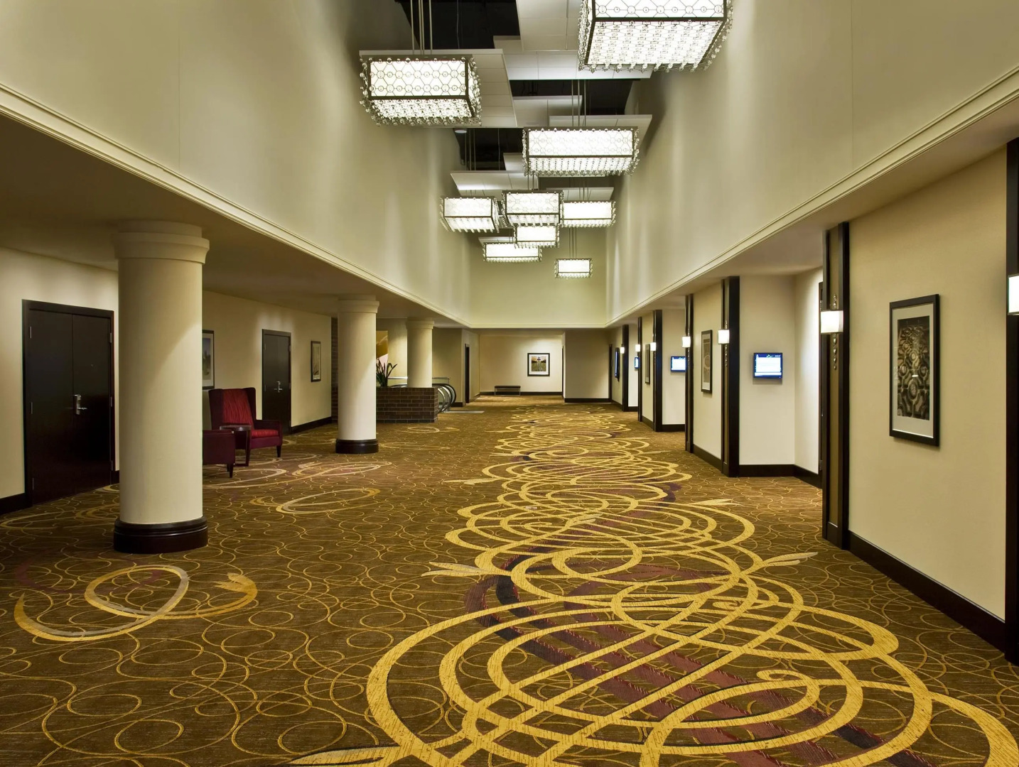 Sheraton Indianapolis Hotel at Keystone Crossing