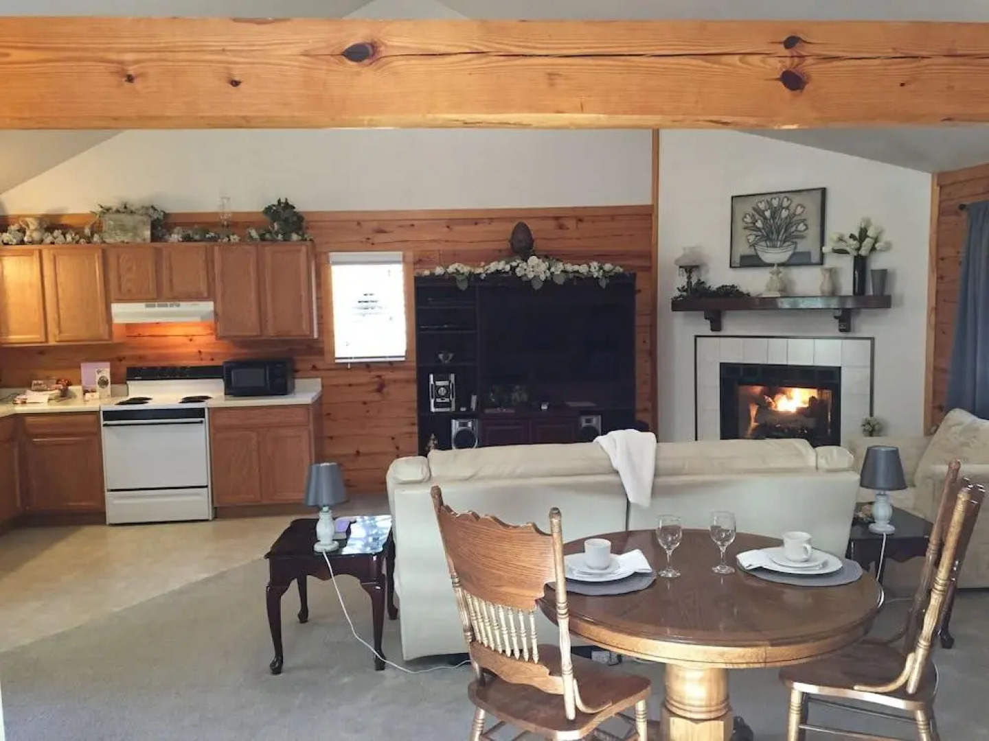 Wisteria Lane Lodging