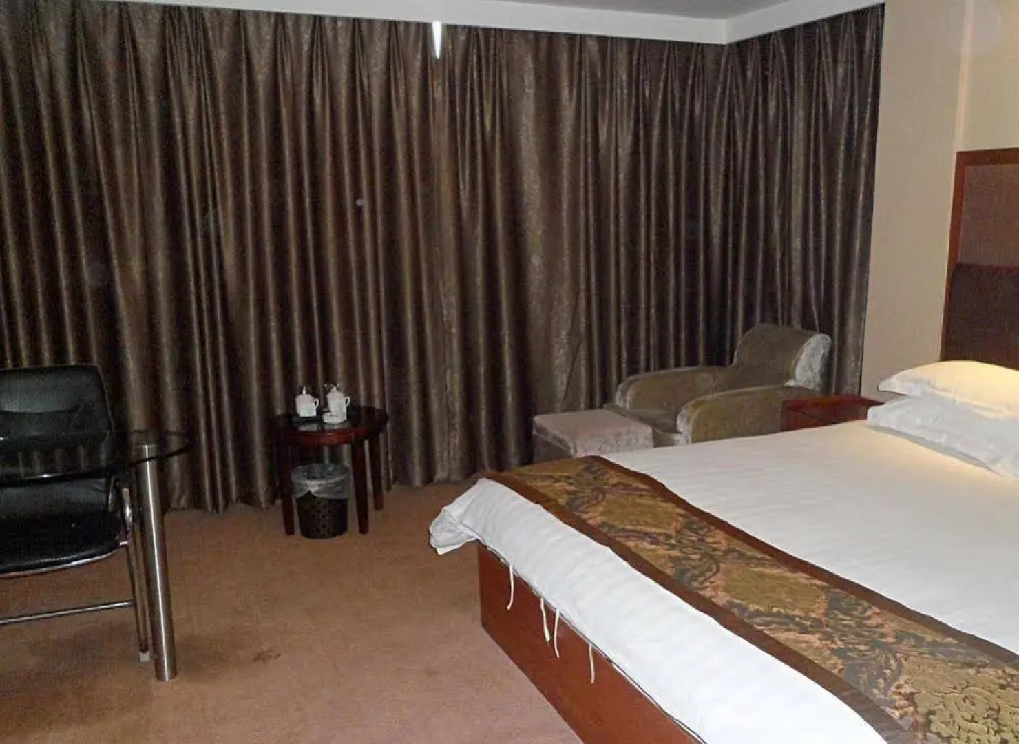 Jin Teng Business Hotel