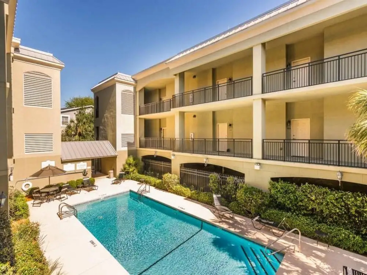 Salt Air Villas by Hodnett Cooper