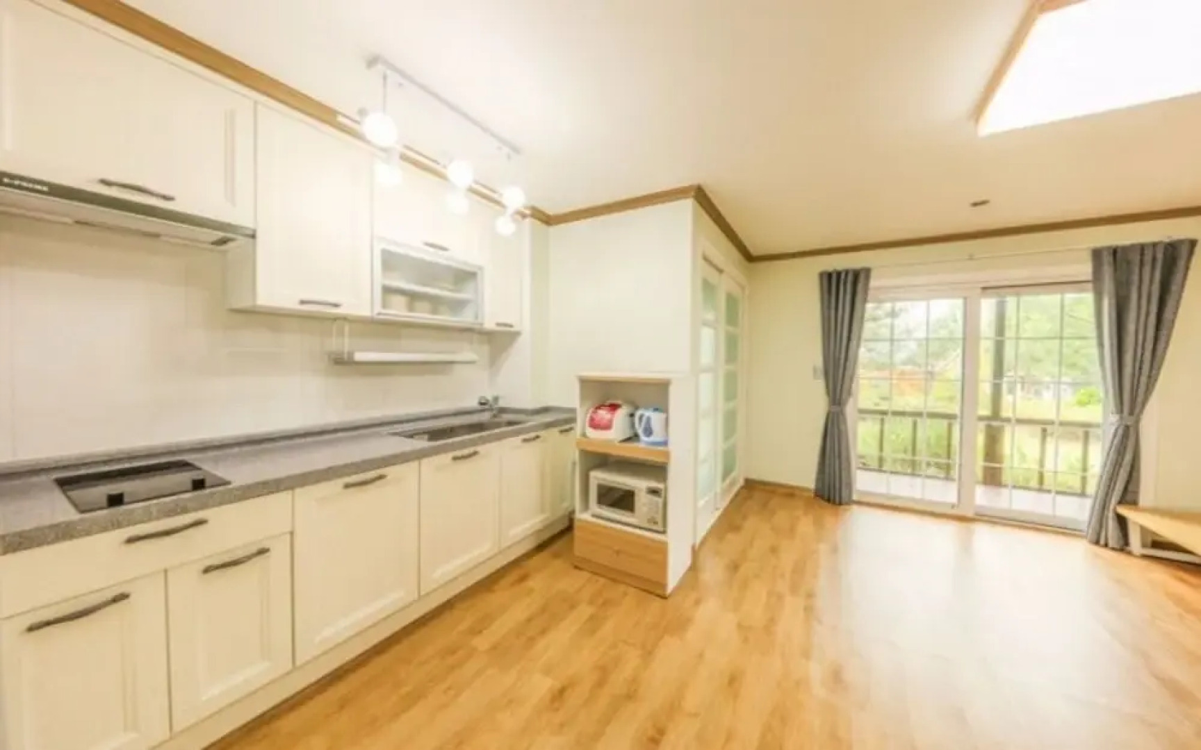 Mungyeong Tyrol Pension