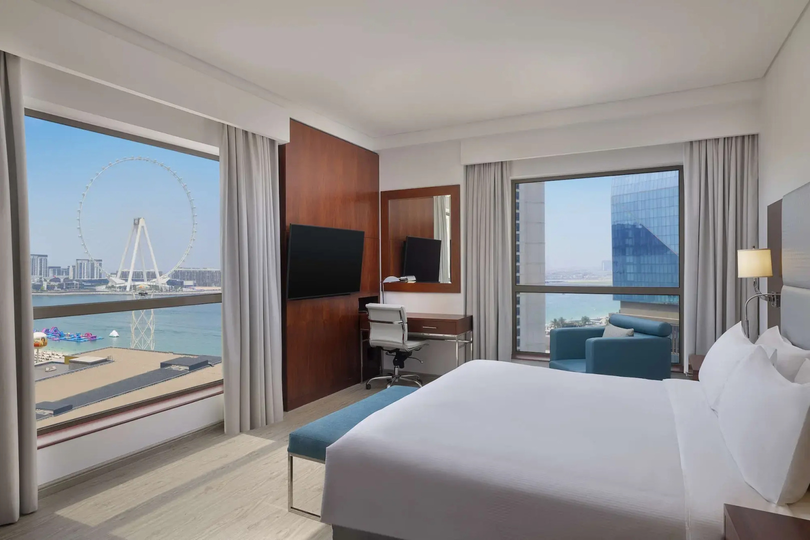 Hilton Dubai The Walk