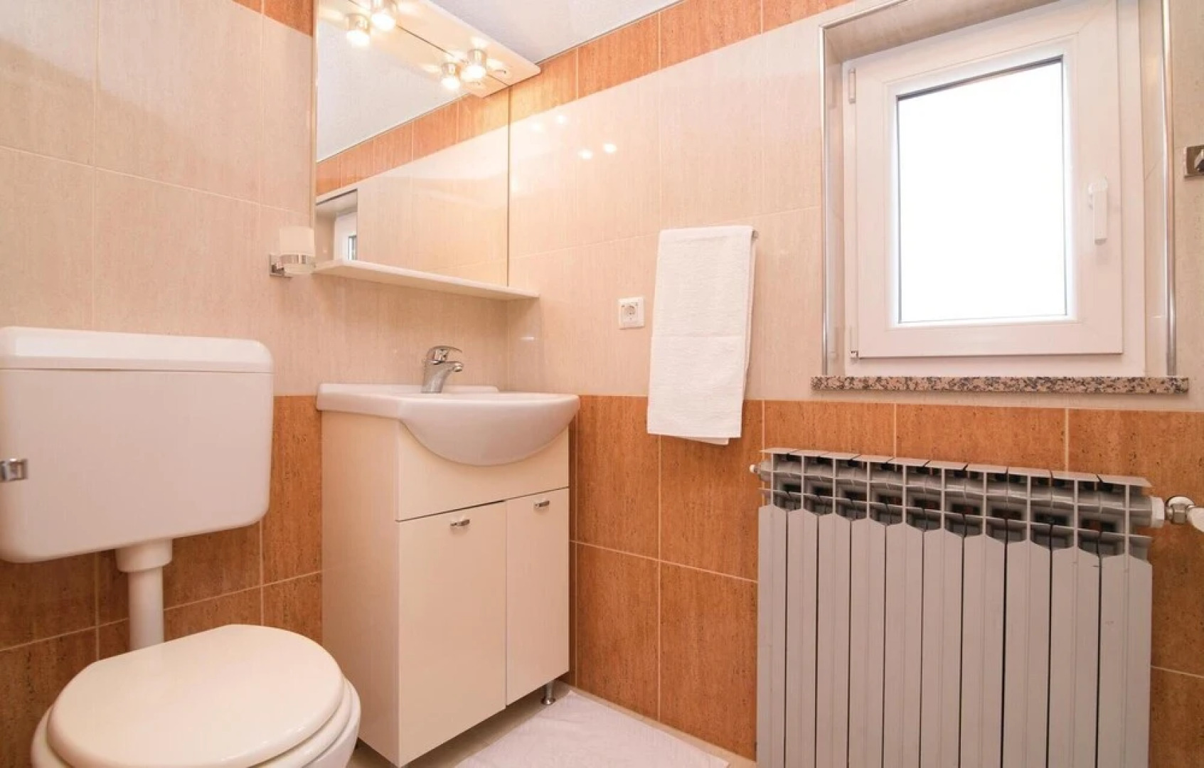 Nice Home in Nedescina With Wifi and 5 Bedrooms