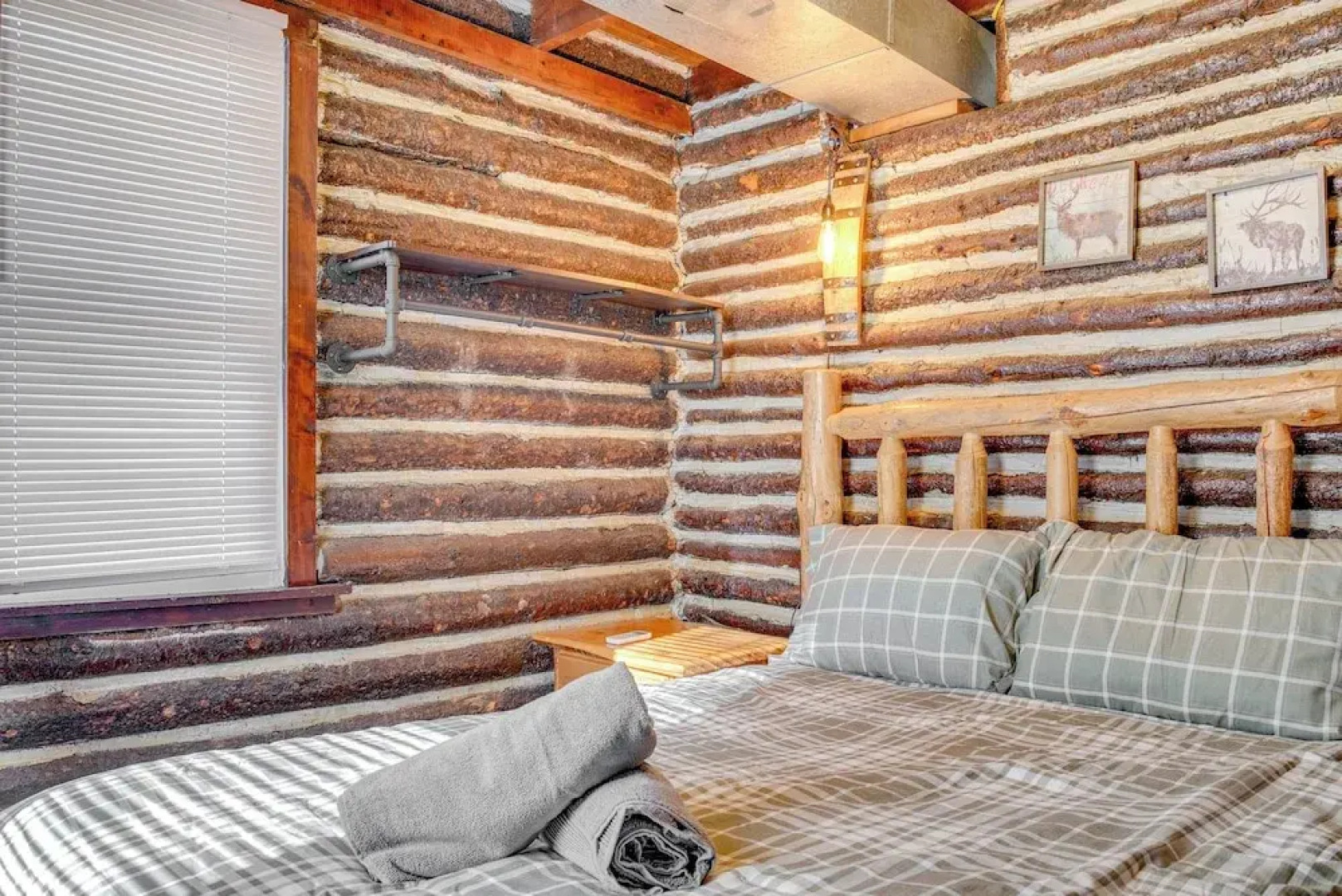 Rustic Blakeslee Cabin w/ Gas Grill on 2 Acres!