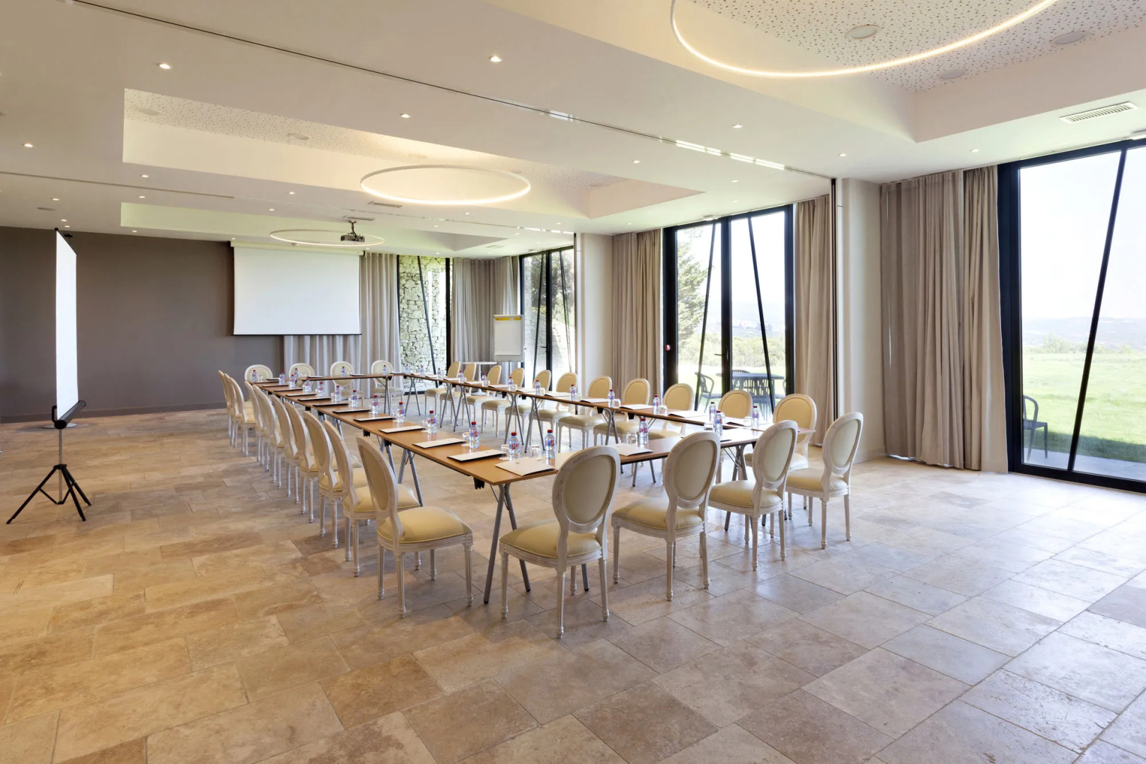 Mas des Herbes Blanches Hotel & Spa - Relais & Châteaux