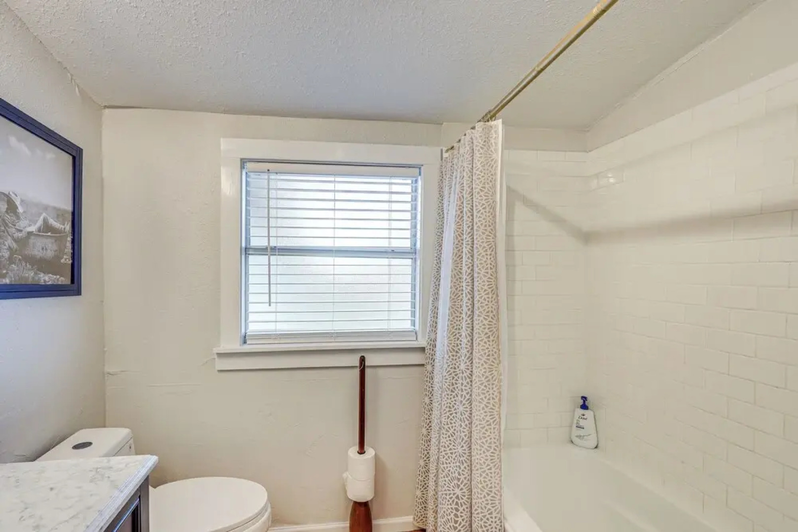 Walk to Main Street: Cottage w/ Deck in Bandera!