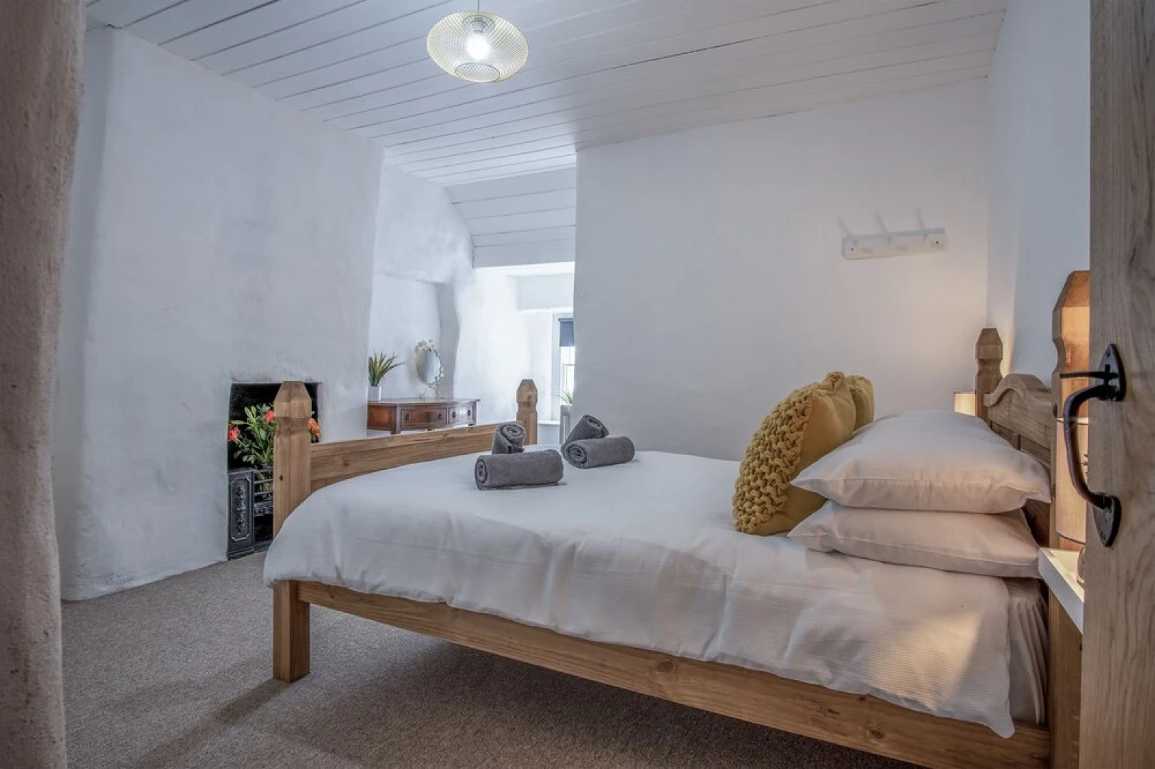 Brook Cottage - 2 Bedroom Cottage - Dale