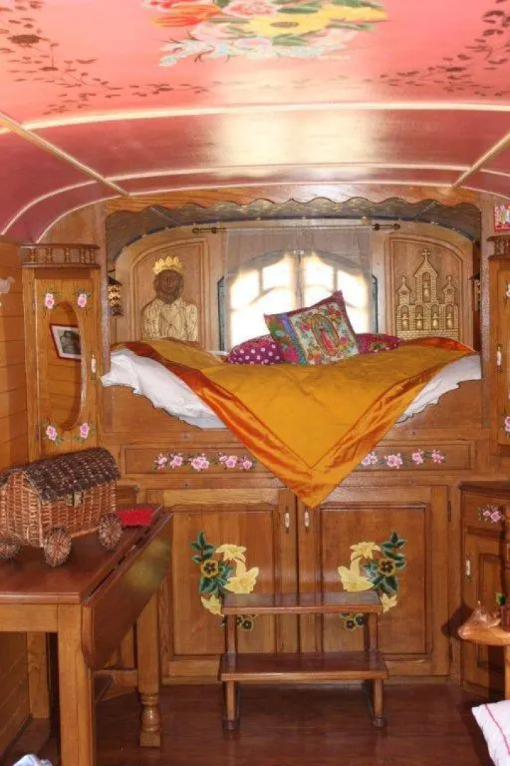 La roulotte "Les Saintes"