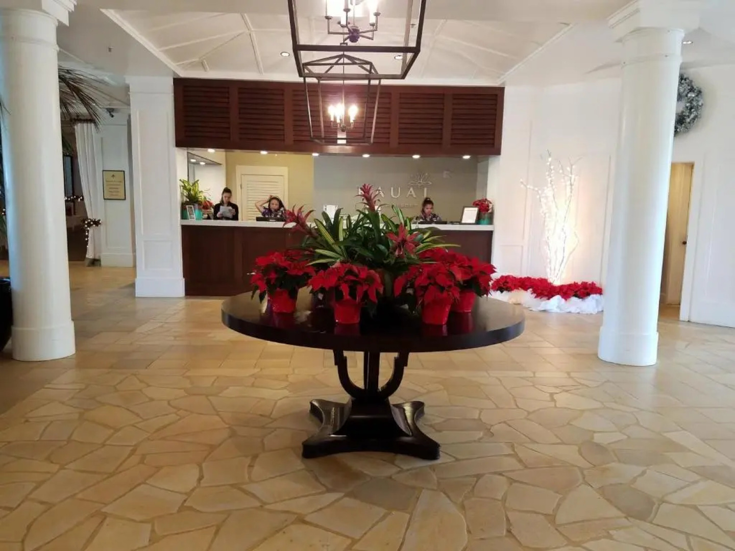 2417 at Lihue Oceanfront Resort