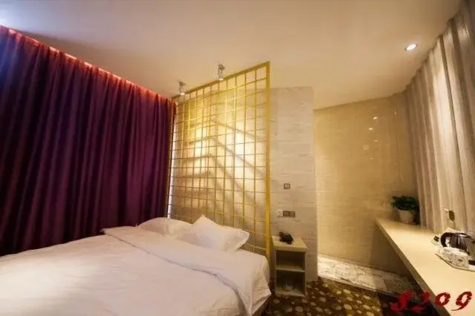 Yiyangshangpin Hotel