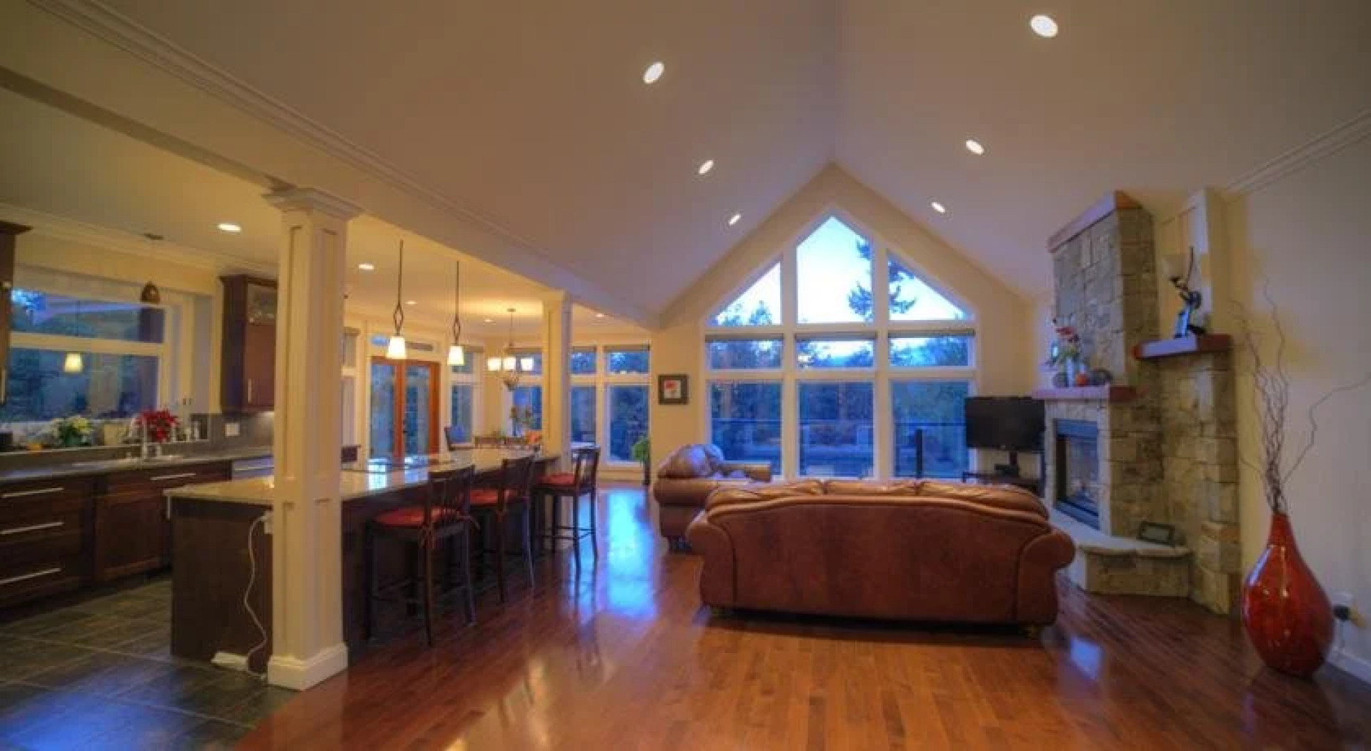 Shawnigan Suite B & B