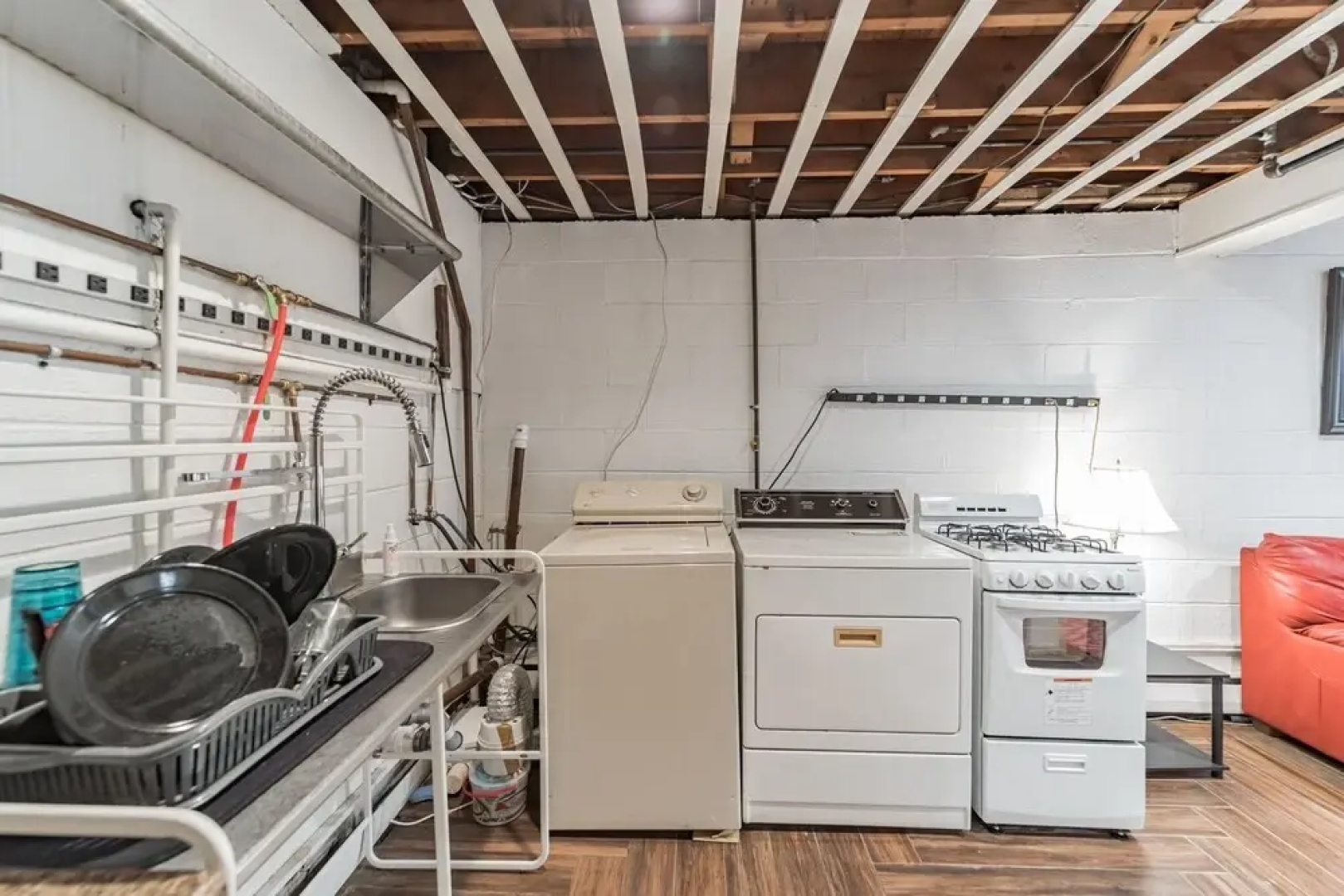 Studio Apartment Close To Everything Apts