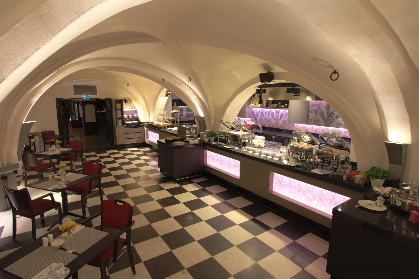 Golden Tulip Hotel Central