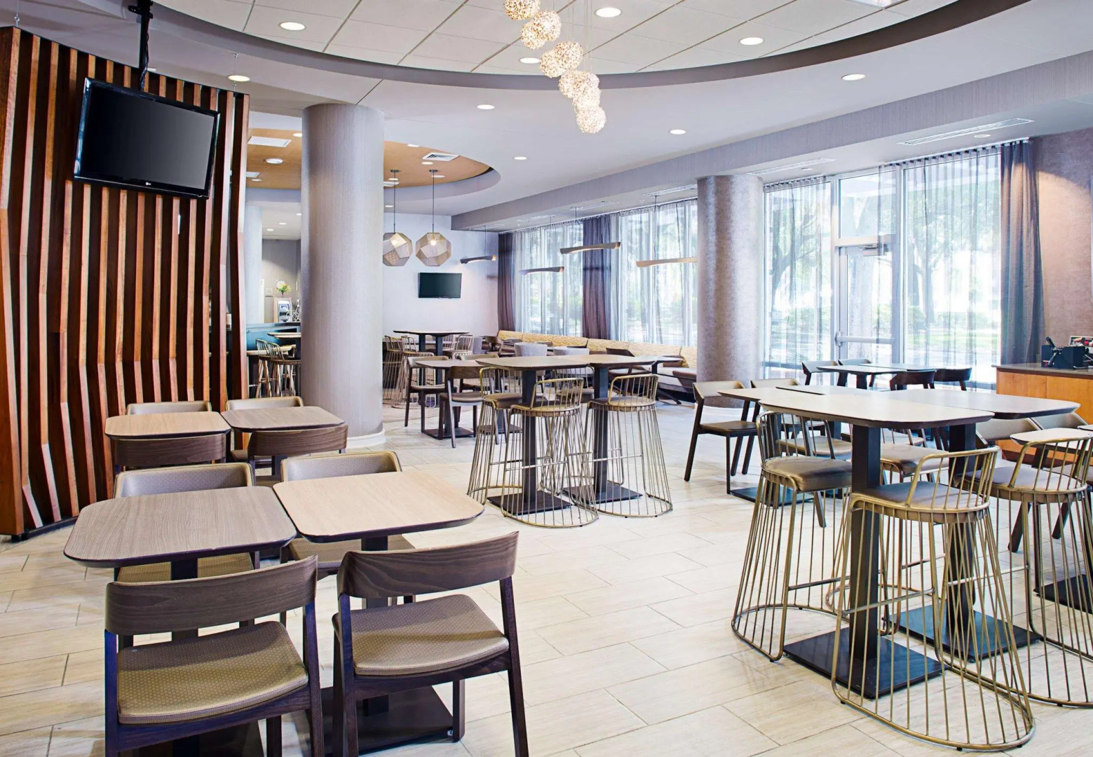 SpringHill Suites Savannah Downtown / Historic District